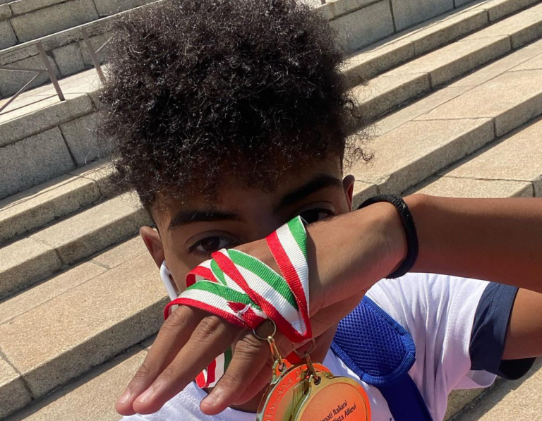 Magico Mattia Furlani, è oro anche nel Salto in Alto