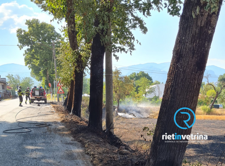 Domato l’incendio sprigionatosi a Piani Poggio Fidoni