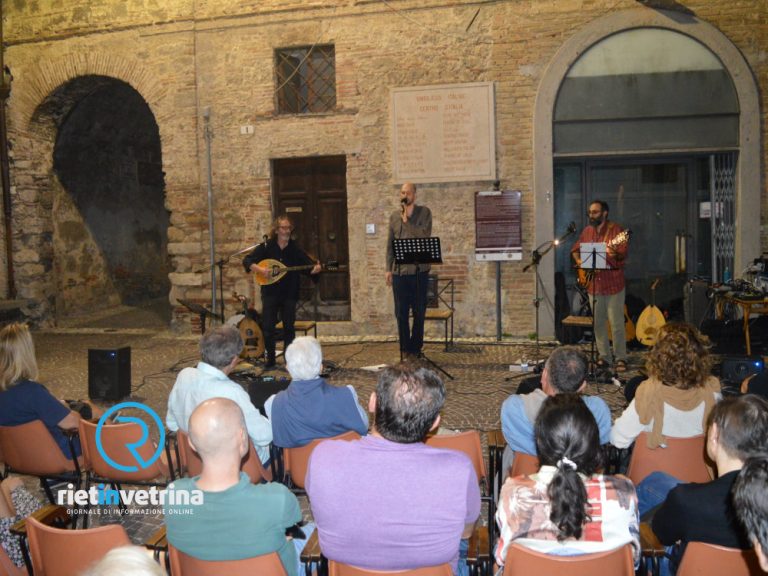 “Luglio suona bene” si conclude con lo spettacolo di Saletti – Colasanti – D’Agapiti – LE FOTO