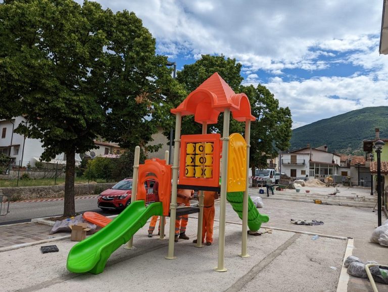 Nuovo parco giochi a Torano di Borgorose