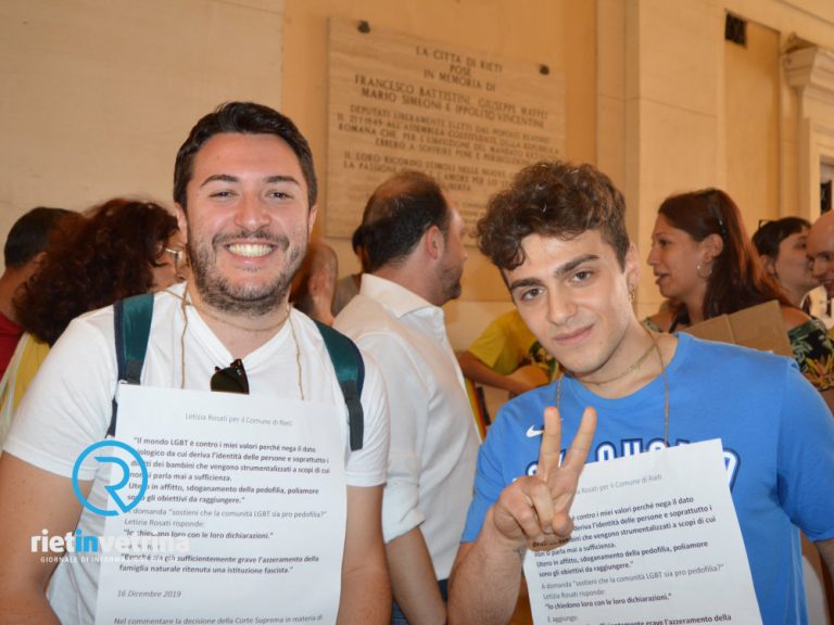 In concomitanza con il consiglio comunale flash mob di T’Immagini contro l’assessora Rosati