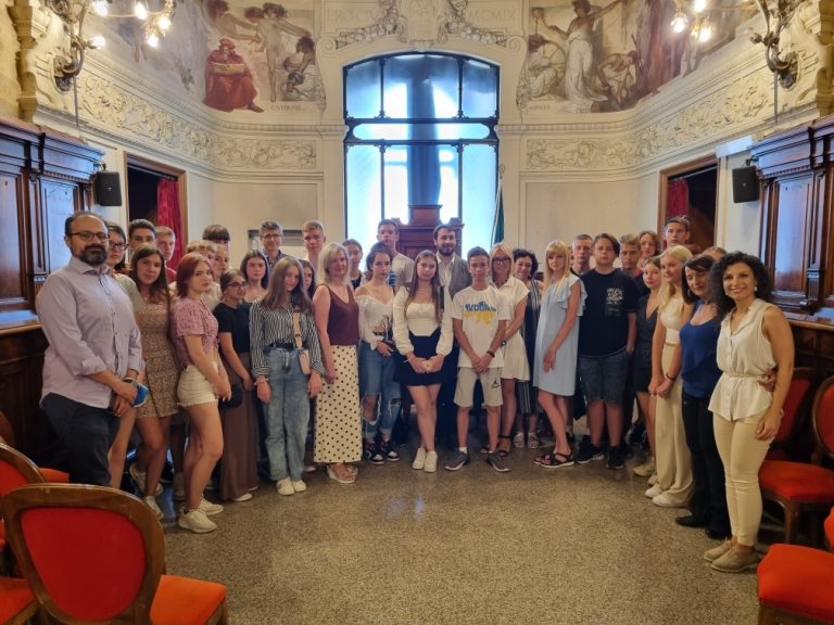 Gli studenti ucraini ospitati dall’Alberghiero Costaggini di Rieti salutano la Città prima del ritorno a casa