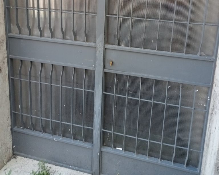 SEI TU IL REPORTER – “I bagni pubblici di via Pennina sono sempre chiusi”