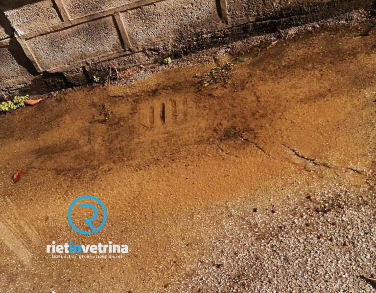 SEI TU IL REPORTER – “C’è una perdita di acqua in via Leonessa a Rieti”