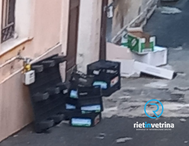 SEI TU IL REPORTER – “In via San Leopardo a Rieti  lasciati rifiuti in strada”