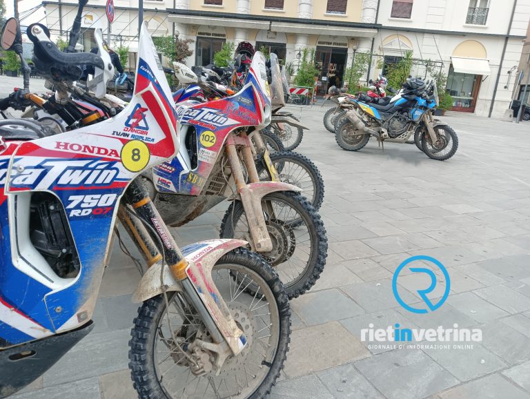 Arrivate in piazza del Comune a Rieti le prime moto della “Transitalia Marathon”