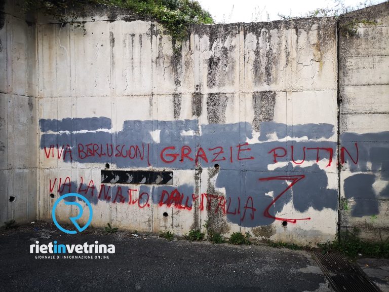 SEI TU IL REPORTER – “È possibile eliminare questa scritta dal sottopasso vicino la Questura?”
