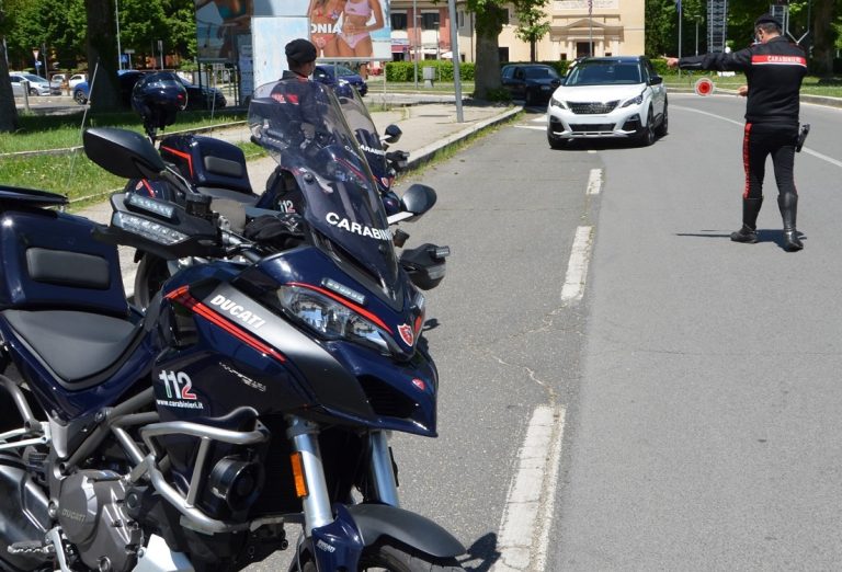 Carabinieri di Rieti arrestano 40enne per porto illegale di armi e spaccio di droga