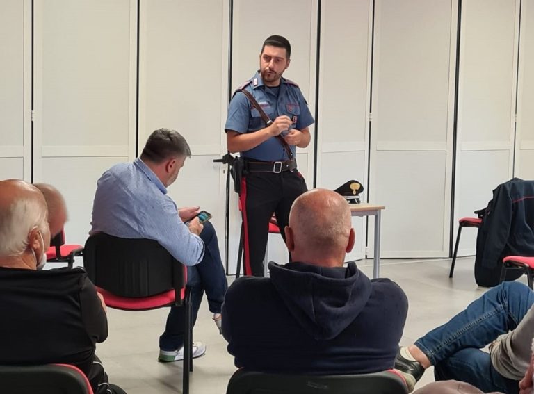 Carabinieri a Cittareale per fornire consigli contro le truffe
