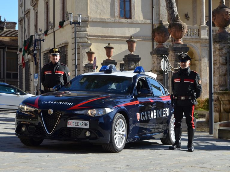 Carabinieri di Rieti denunciano 40enne nordafricano per tentativo di scippo in centro storico