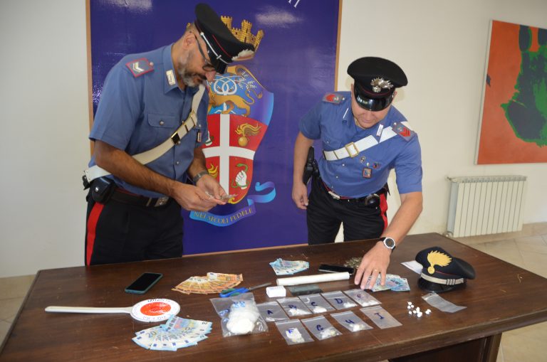 Carabinieri di Rieti arrestano in centro tre nigeriani per spaccio di eroina e cocaina