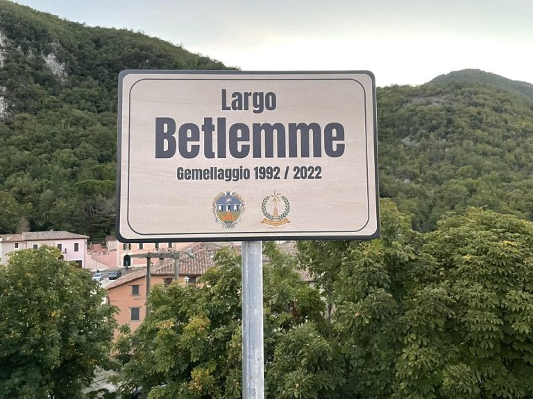 Da oggi a Greccio c’è largo Betlemme