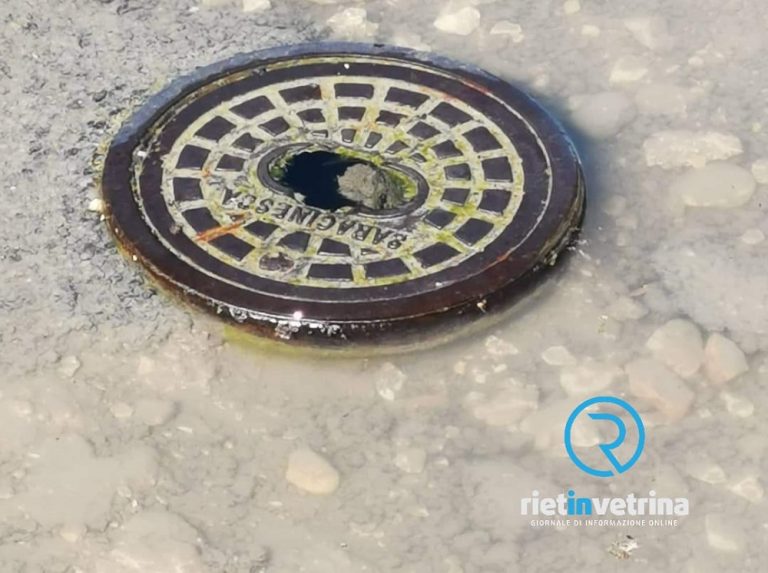SEI TU IL REPORTER – “A Quattro Strade c’è una perdita di acqua da venti giorni”