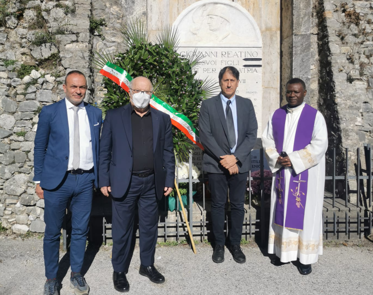 San Giovanni Reatino, deposta corona sulla lapide dei caduti