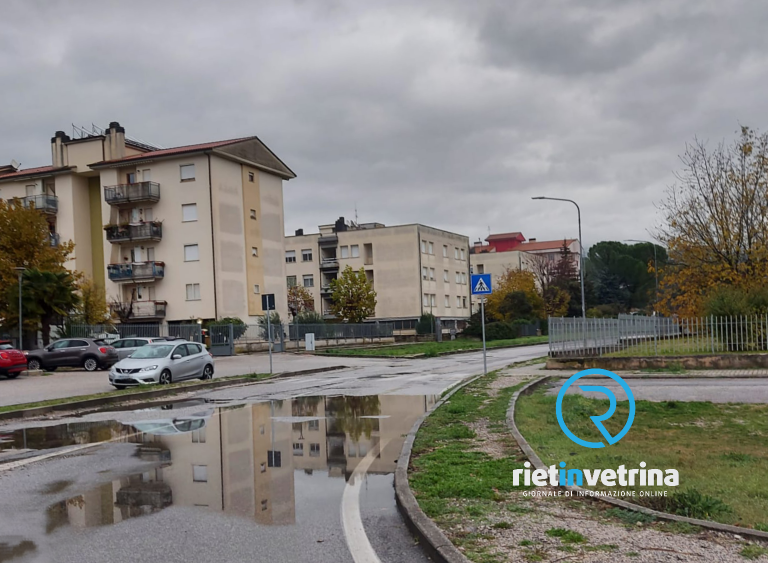 SEI TU IL REPORTER – “Anche oggi via Einaudi è diventata un lago”