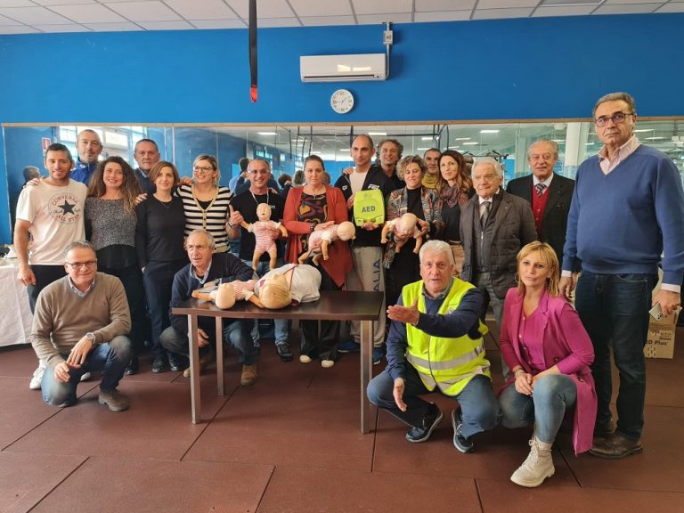 Il Lions Club Rieti Host dona un defibrillatore alla Piscina provinciale di Campoloniano