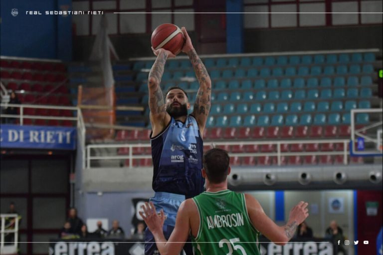 RSR domina Ancona e vince 100-62