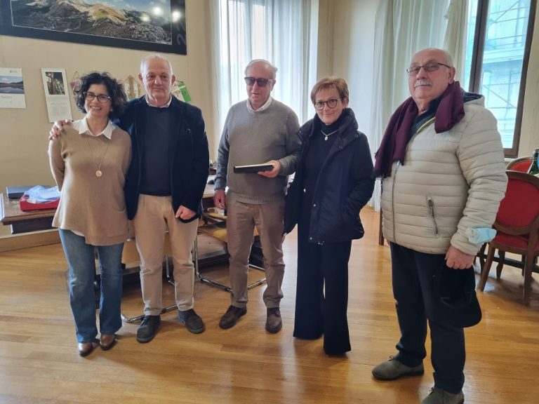 Comune di Rieti, sette nuovi dipendenti vanno in pensione. A loro targhe ringraziamento