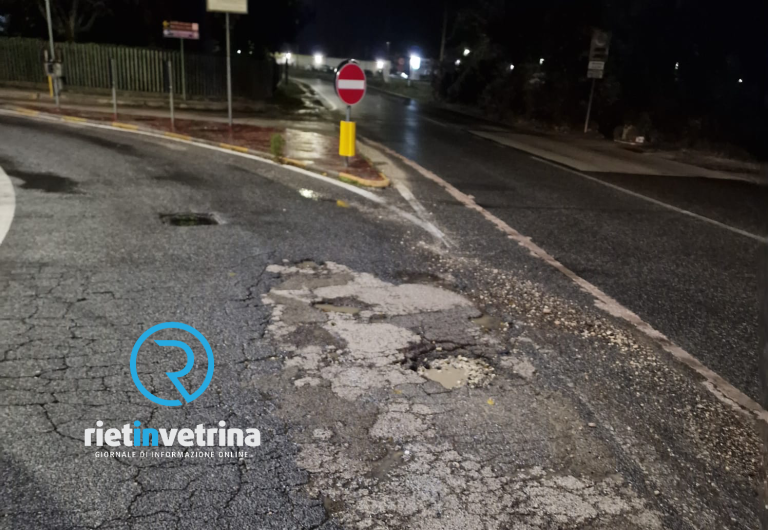 SEI TU IL REPORTER – “In via Ricci si è creata una voragine. Potete chiuderla?”