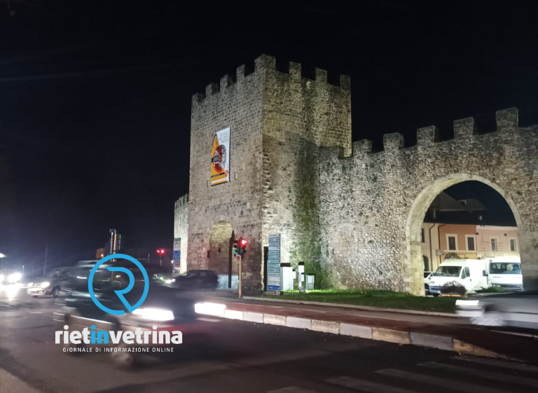 SEI TU IL REPORTER – “Sarebbero belle le luminarie anche a Porta d’Arce”
