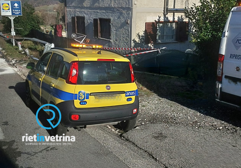 Incidente sulla Salaria per Roma. Furgono contro guardrail. Ferito il conducente