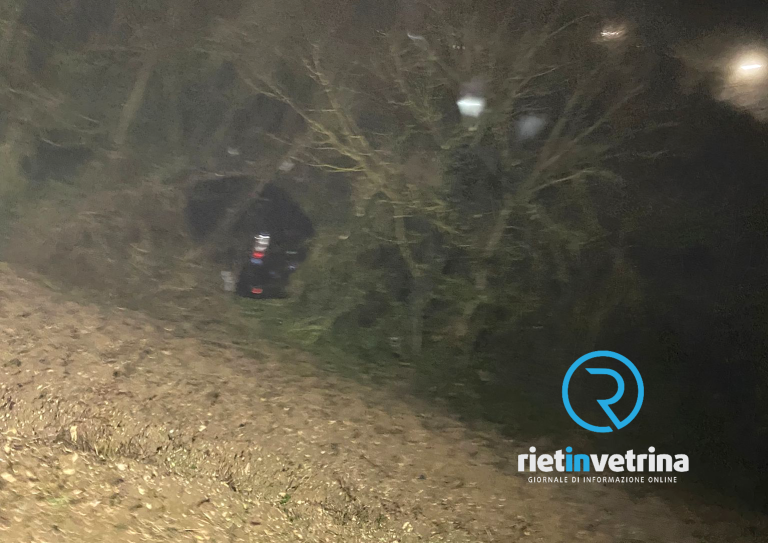 Nella notte auto finisce nella scarpata zona Case San Benedetto – Macelletto