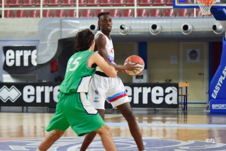 L’Under 20 NPC Foresta torna finalmente al PalaSojourner e batte Cassino 102 a 34