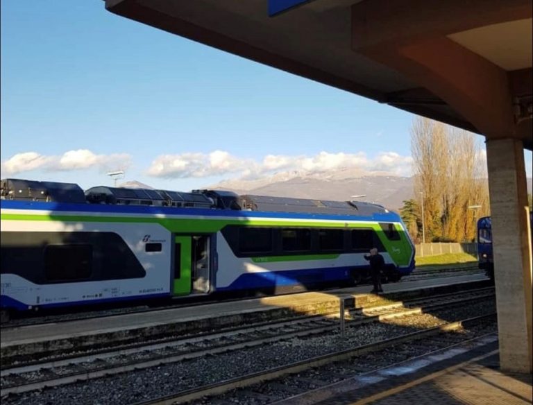 Uomo in fin di vita dopo esser stato investito da un treno