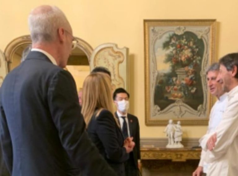 La famiglia Serva da Santa Susanna a Palazzo Chigi