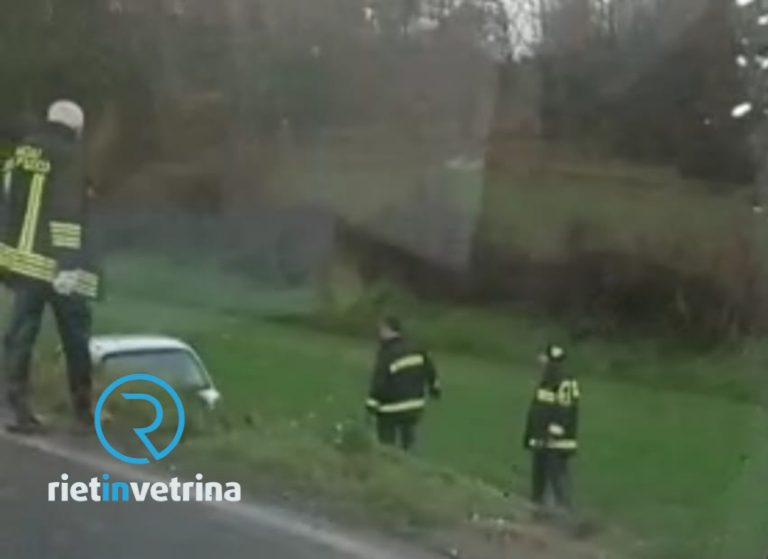 Auto fuori strada sulla SP45 Tancia zona Piani Sant’Elia