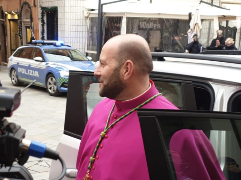 Don Vito Piccinonna è arrivato al Comune di Rieti per il saluto con l’Amministrazione