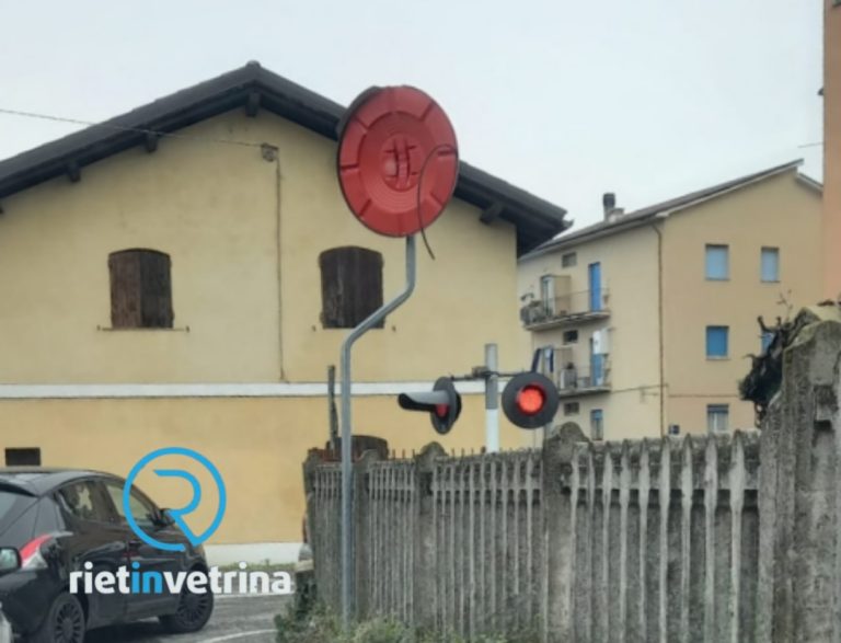 SEI TU IL REPORTER – “Rimettete lo specchio incrocio via Ricci – via Porrara”
