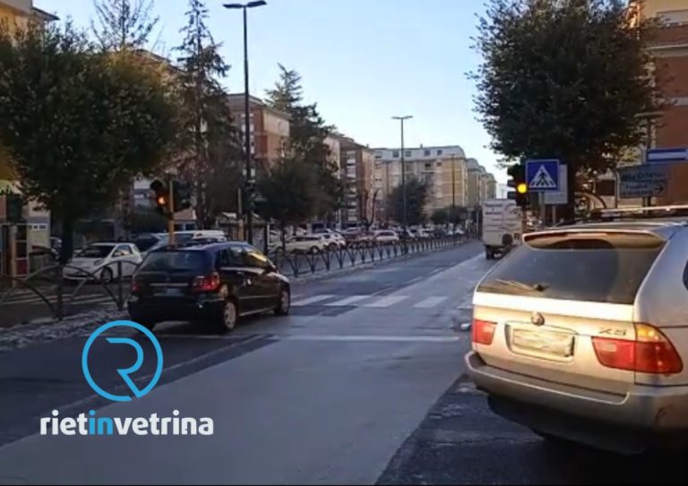 Dopo la pubblicazione su Rietinvetrina riattivati i semafori di viale Matteucci