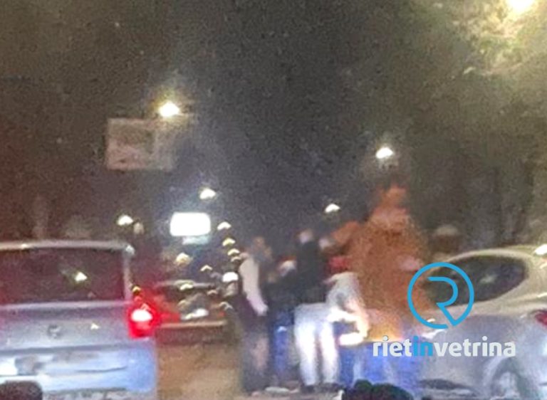 Incidente in viale Maraini. Tre le auto coinvolte