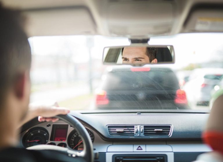 A luglio 2026, il mercato dell’usato auto registra un calo nei volumi assoluti