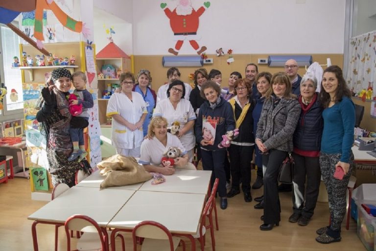 Torna la Befana dell’ALCLI. Il 5 gennaio nella Casa di Accoglienza, il 6 al de Lellis