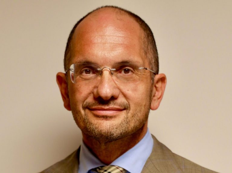 ►VIDEO – A TU PER TU – Ospite Guido Castelli (Commissario Ricostruzione Sisma 2016) per parlare del roadshow “Restare, partire, tornare”