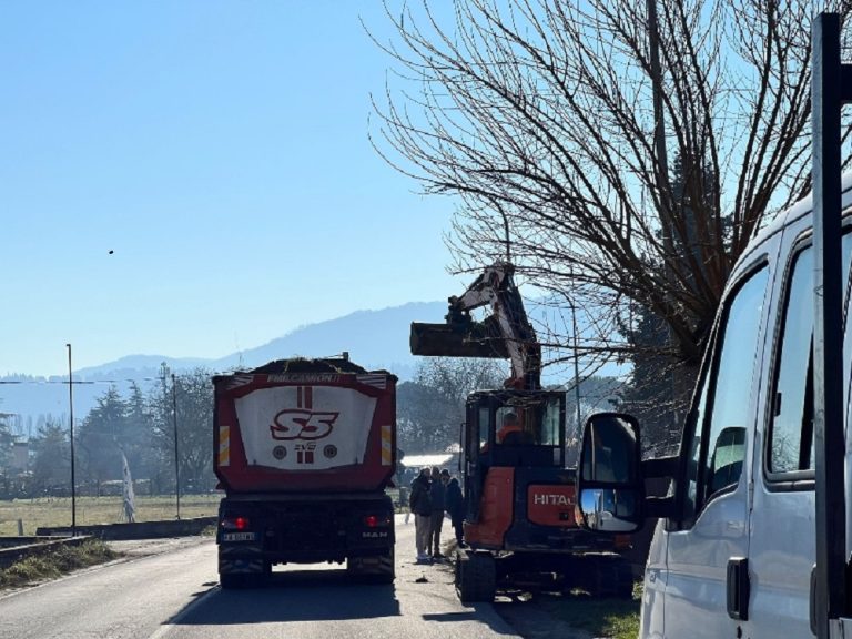 Avviato il cantiere per la realizzazione di un nuovo marciapiede in via Ricci