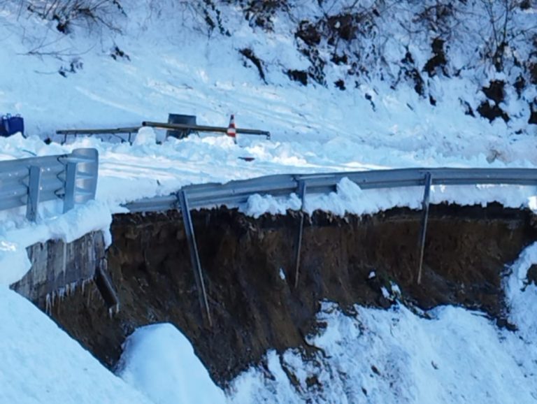SEI TU IL REPORTER – “Da 15 giorni una frana isola Amatrice dall’Abruzzo”