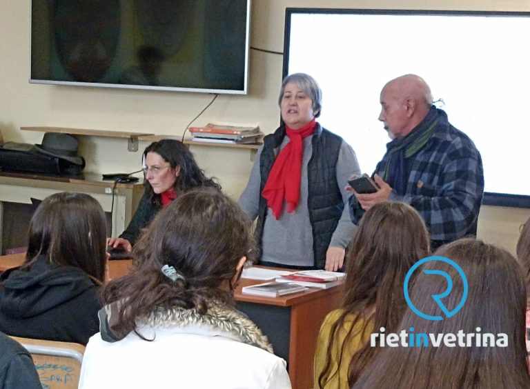 Le scrittrici Belli e Guidi hanno presentato (In)Felice alla scuola media di Poggio Nativo