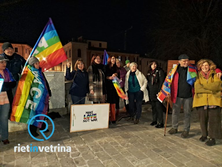Rieti manifesta per la Pace. Stop guerra in Ucraina