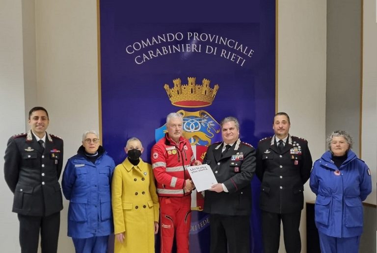 La Croce Rossa di Rieti dona documenti storici all’Arma Carabinieri