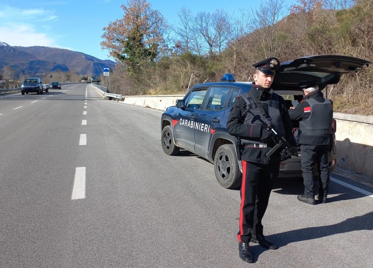 Denunciate due persone per guida in stato di ebbrezza. Ritirate le patenti