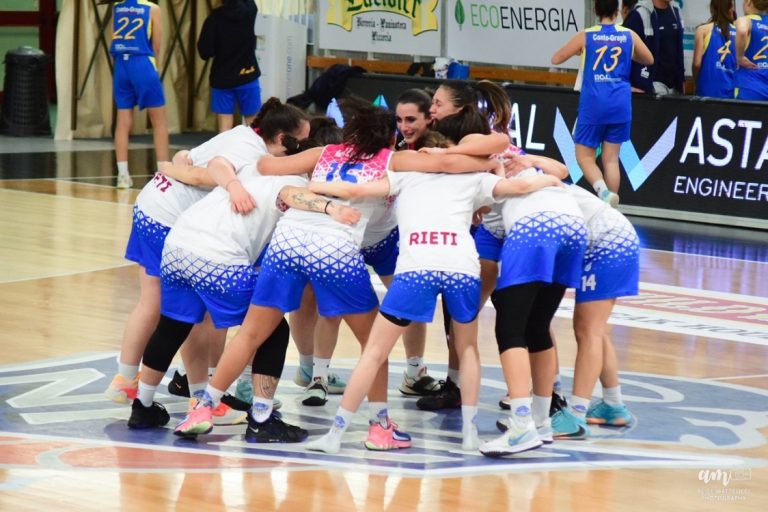 Prestazione monstre della NPC Women che batte Viterbo e si prende la qualificazione matematica ai playoff