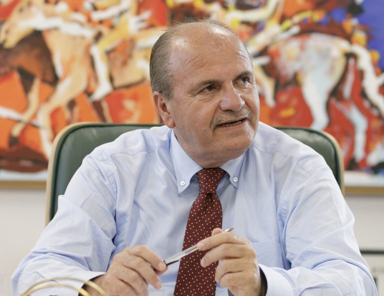 Uova di Pasqua nei reparti di pediatria, anche a Rieti. De Angelis (Consorzio Industriale Lazio): «Vogliamo donare un sorriso ai bambini»