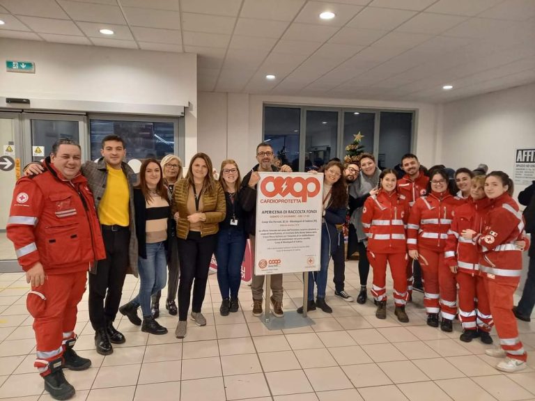 Installato defibrillatore alla Coop di Montopoli di Sabina