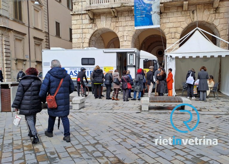 8 marzo, il camper ASL in piazza Vittorio Emanuele II per screening gratuiti e prenotazione esami