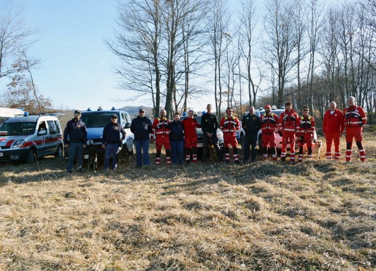 Ad Amatrice esercitazione delle Unità Cinofile di CRI, GdF e Polizia