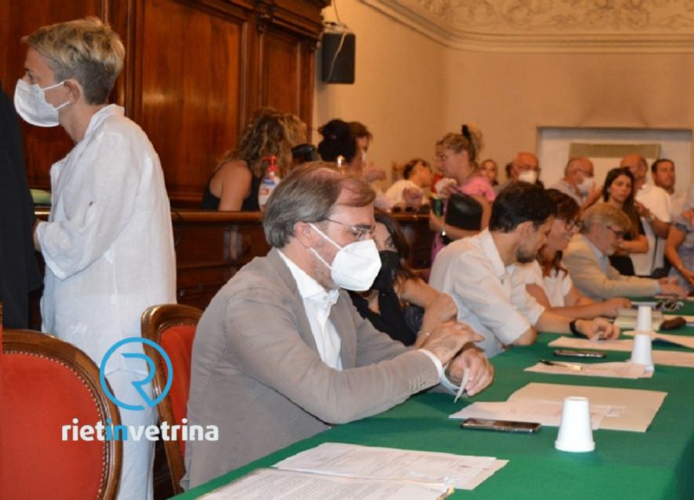 Nuova scuola Sacchetti Sassetti, Opposizione: “Dopo 9 anni di silenzio in Consiglio portato atto che produrrà soltanto un’altra perdita di tempo”