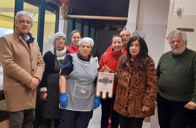 Il Lions Rieti Varrone dona apparati da cucina per la Mensa Santa Chiara